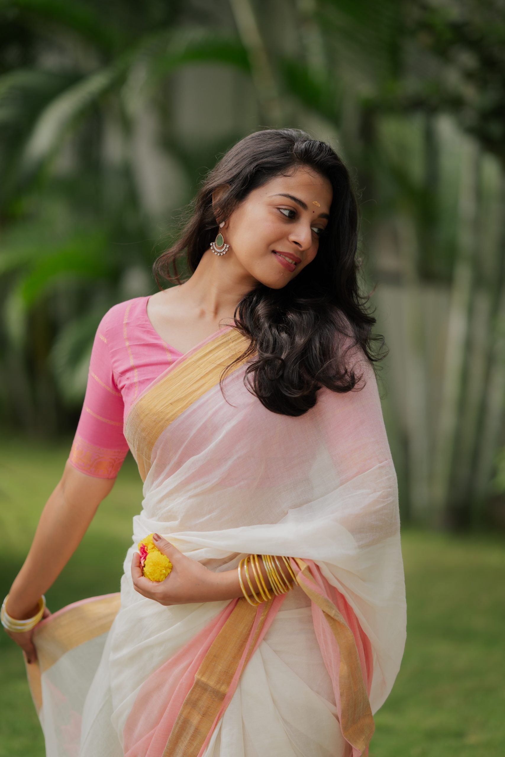 Onam - White Pink