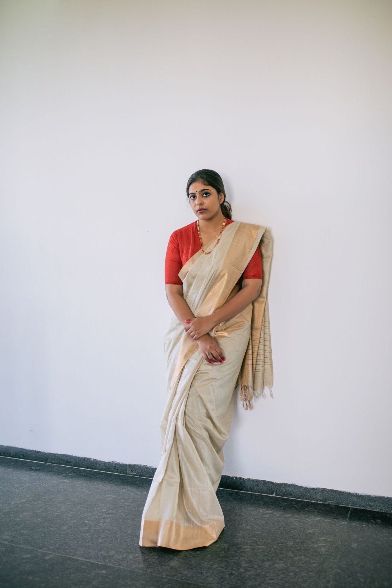 ADHYA || BEIGE - Izhai