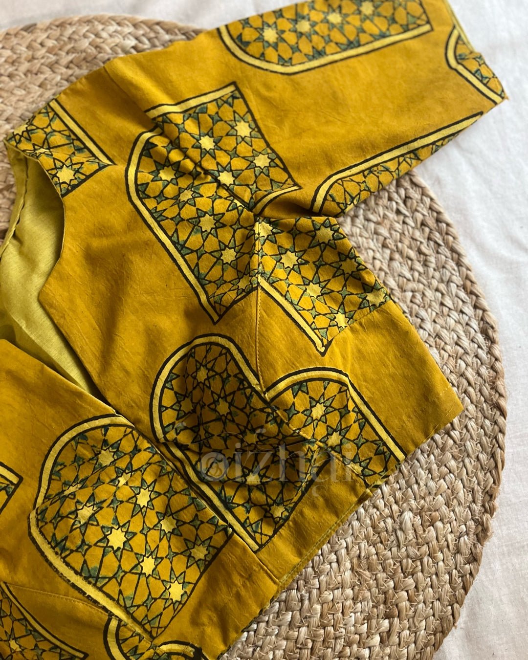 Blouse - Ajrak Mustard - Izhai