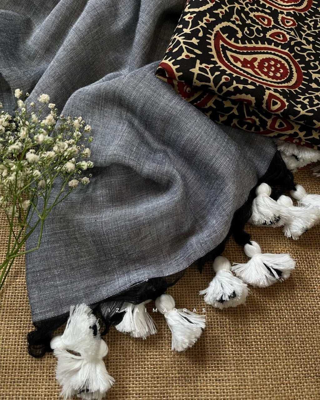 Daily - Grey with ajrak - Izhai