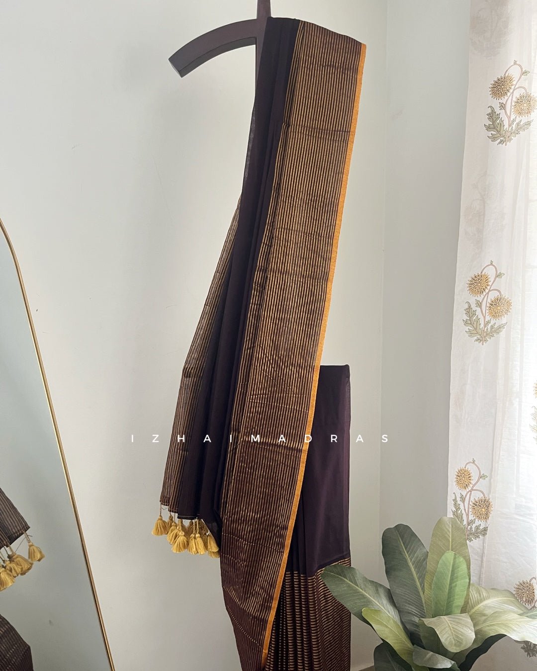 Daily - Pallavi - Izhai