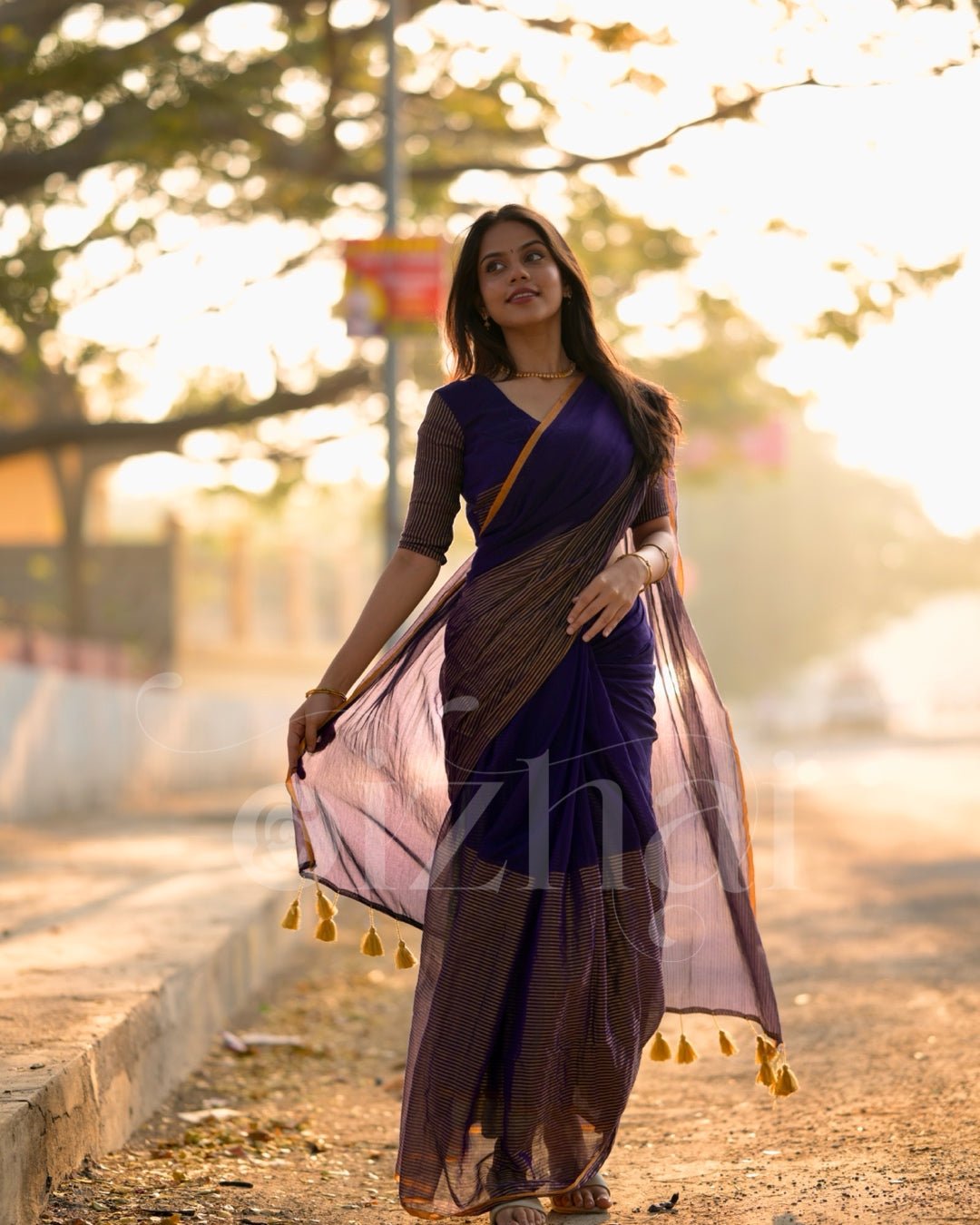 Daily - Thara - Izhai
