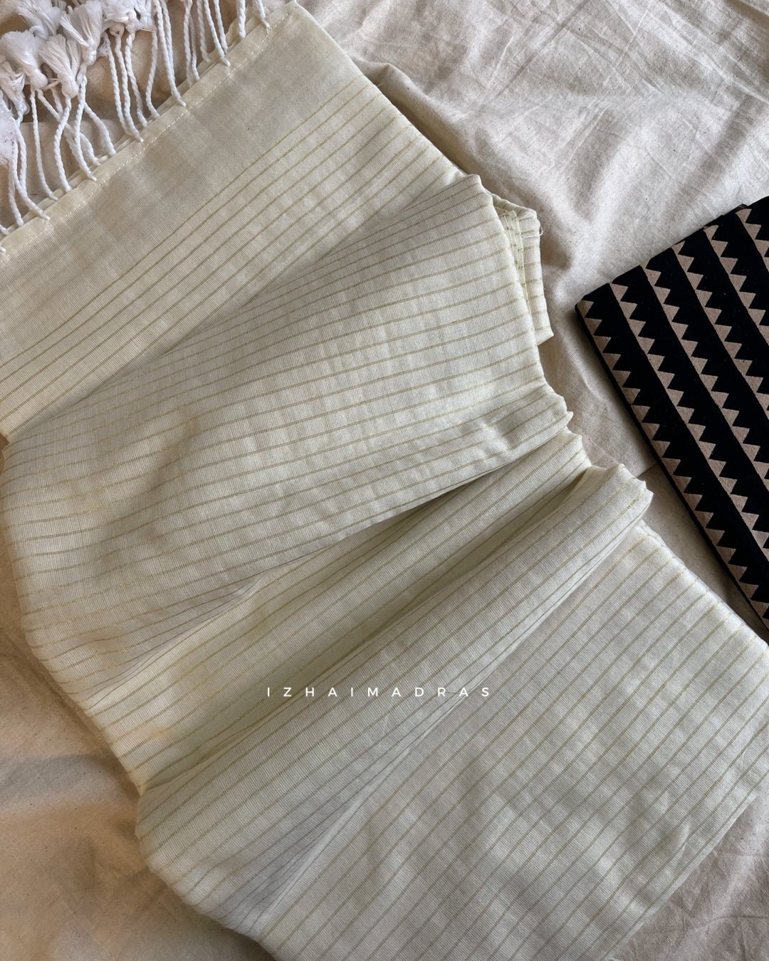 Daily - White Zari - Izhai