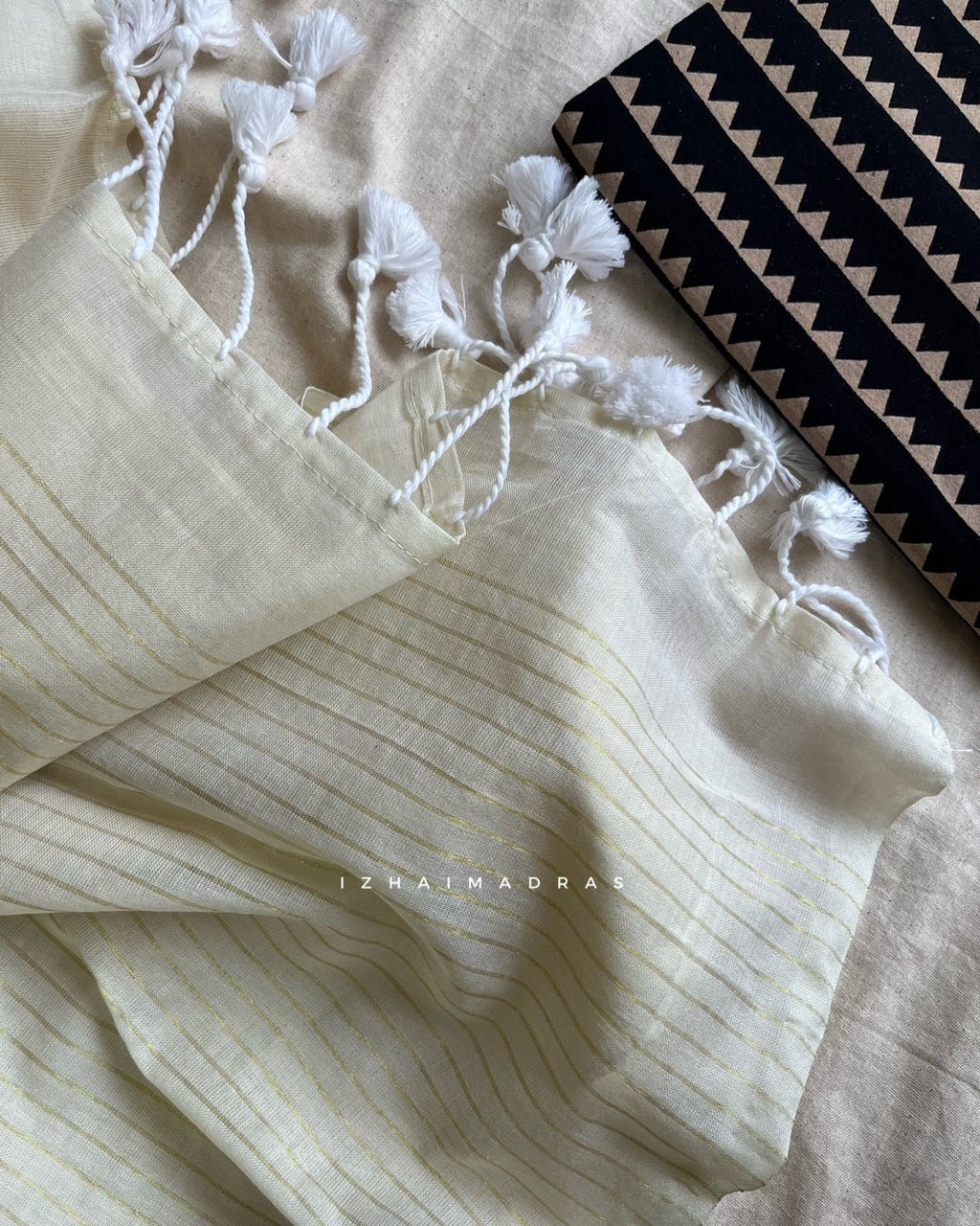 Daily - White Zari - Izhai