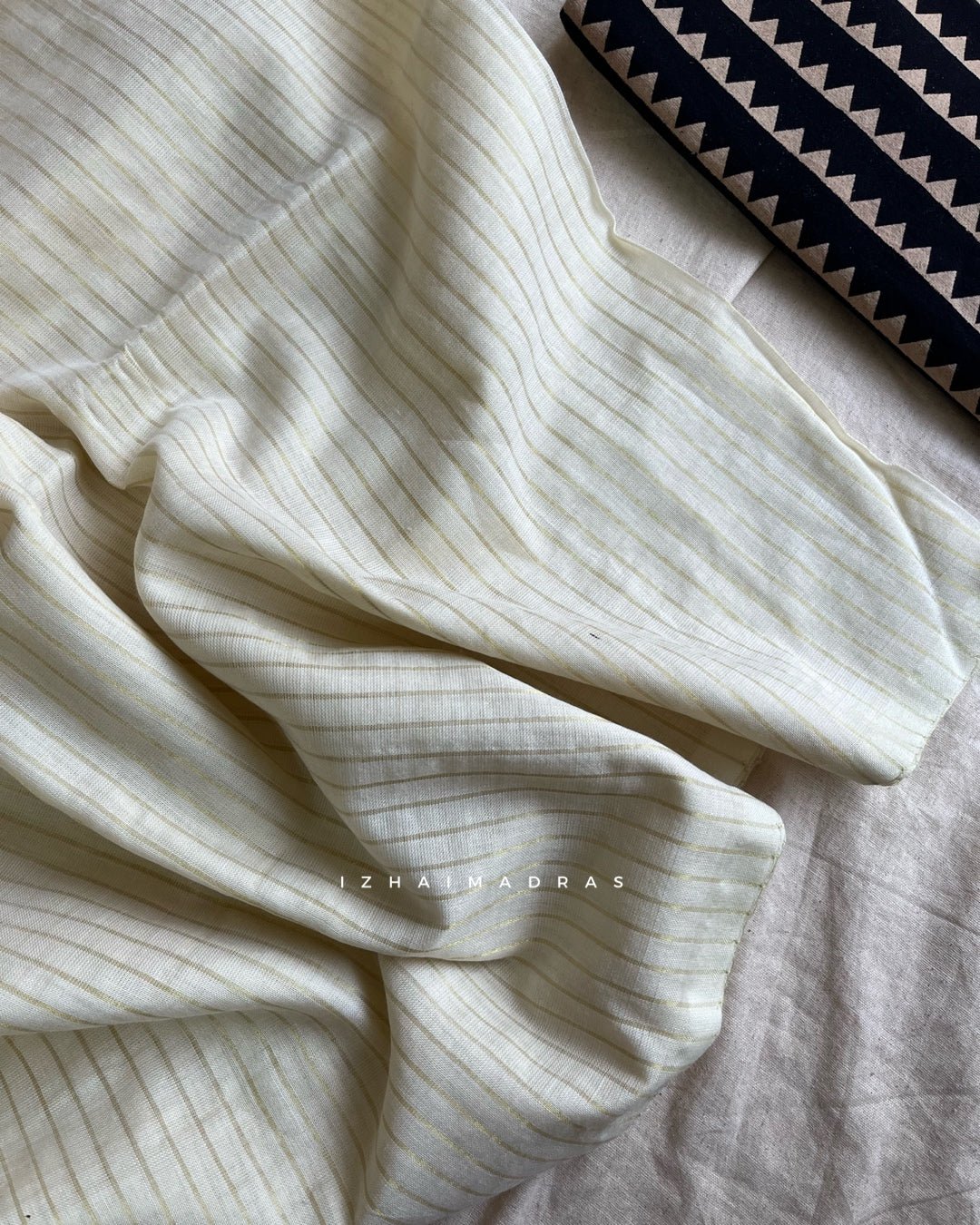 Daily - White Zari - Izhai