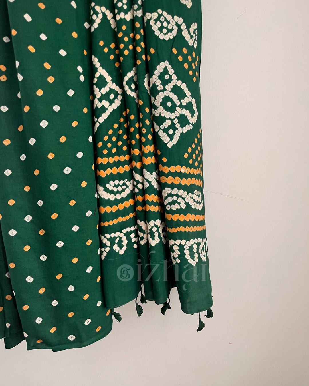 Kaariga || Green - Izhai