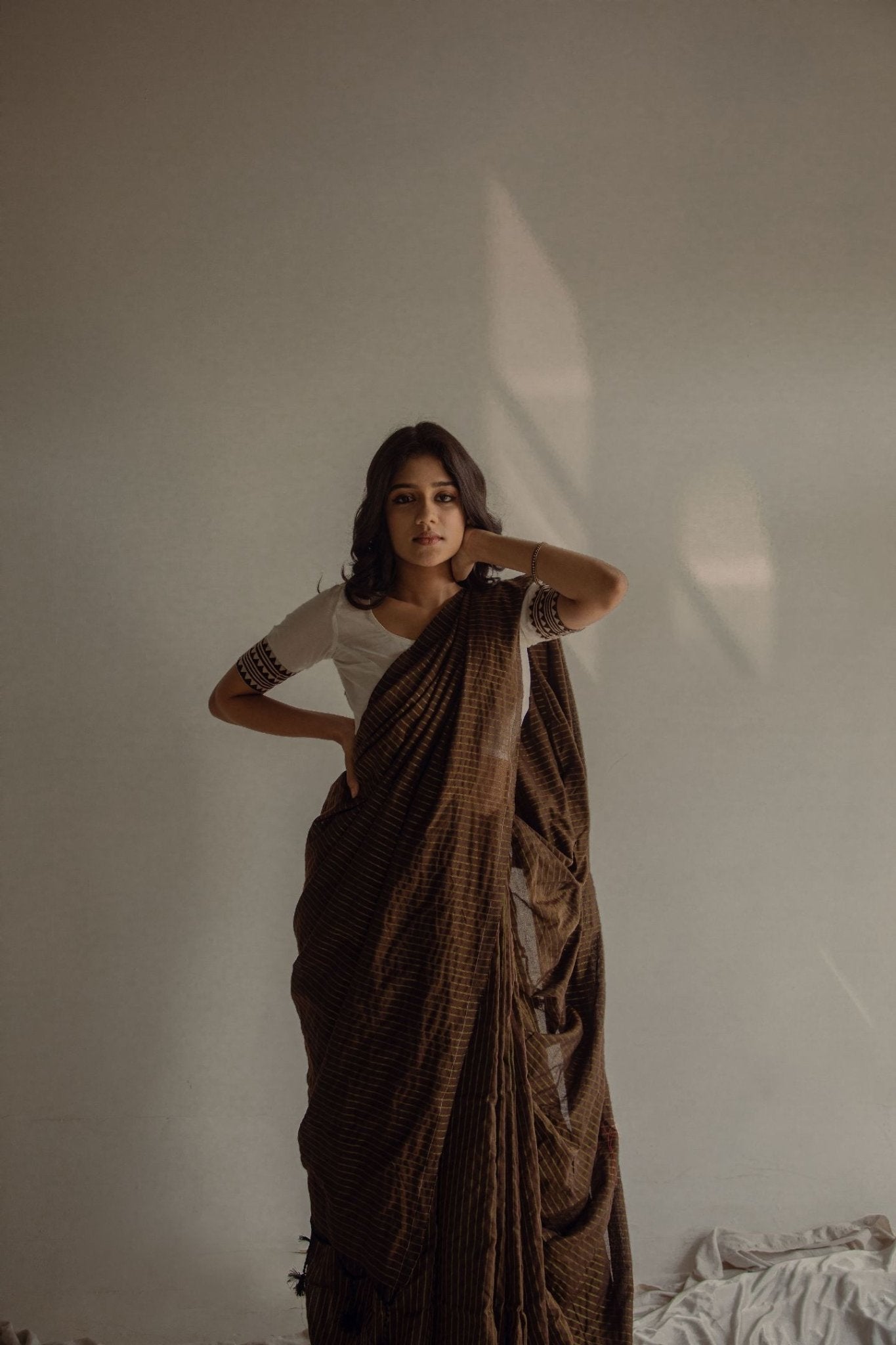 Kanaa - Brown - Izhai