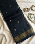 Kanchi - Black - Izhai