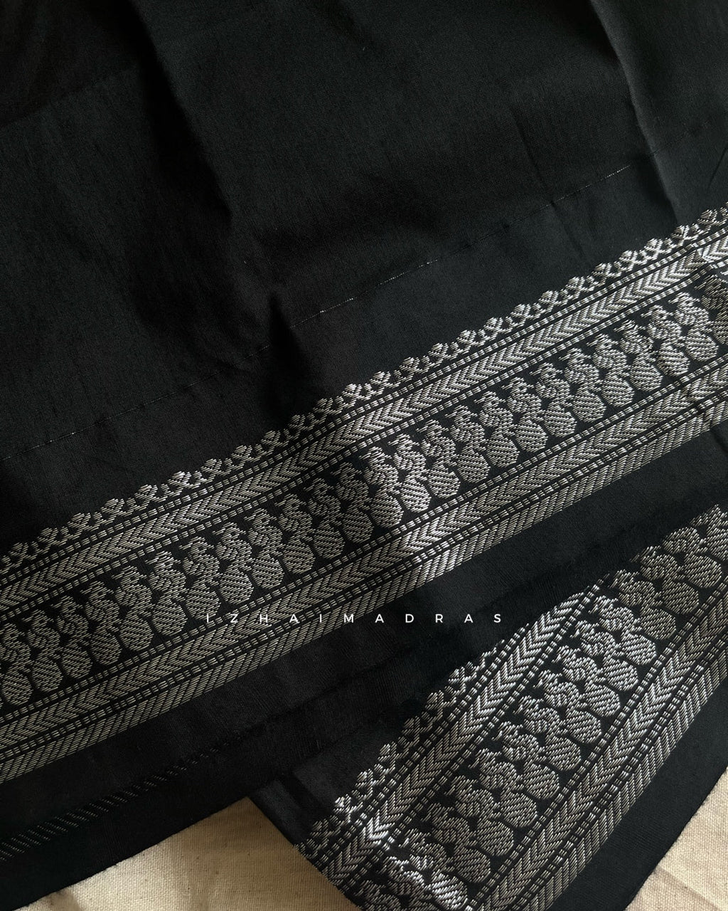 Kanchi - Black silver - Izhai