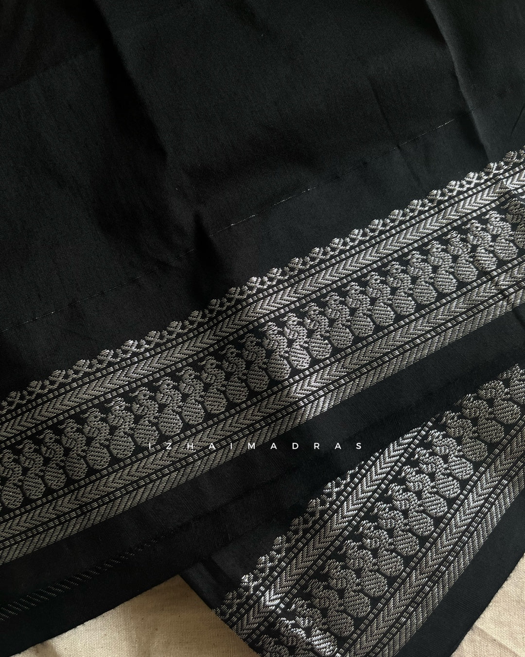 Kanchi - Black silver - Izhai