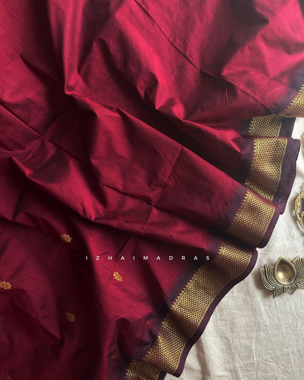 Kanchi - Maroon - Izhai