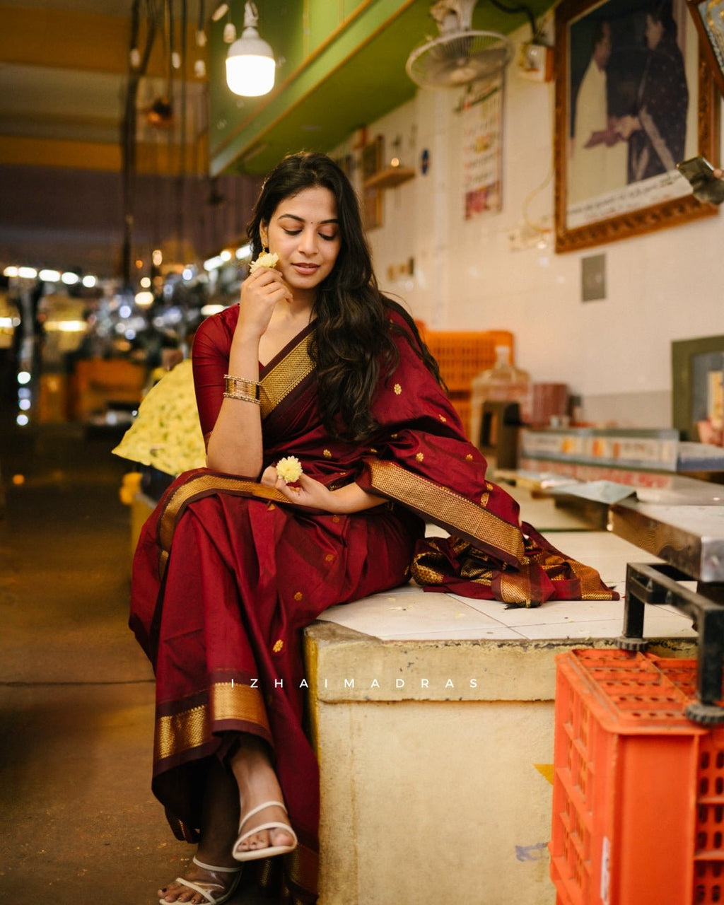 Kanchi - Maroon - Izhai