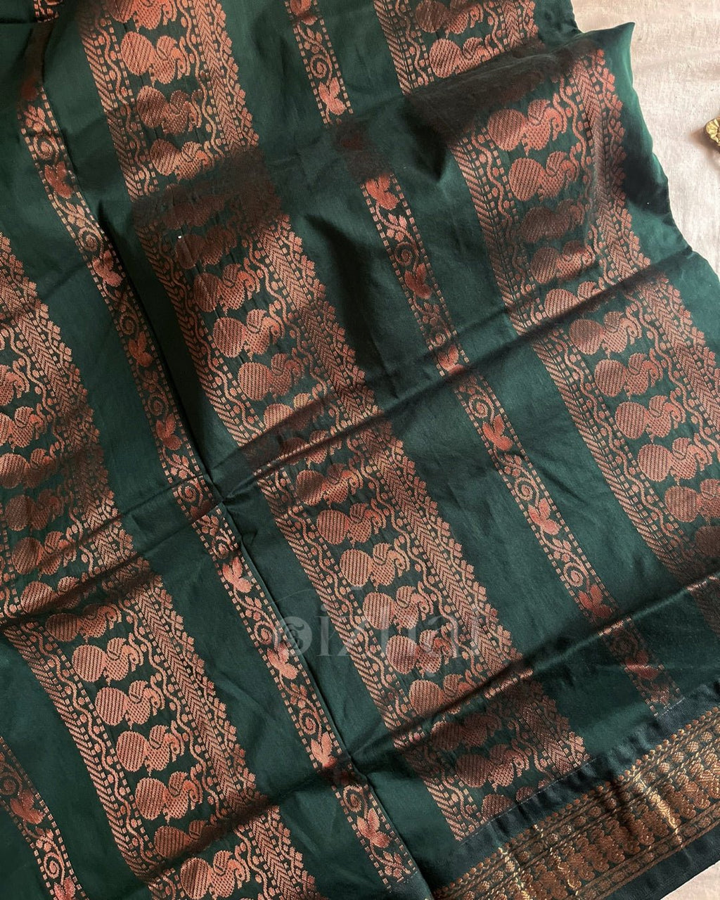 Kanchi || Pink green - Izhai