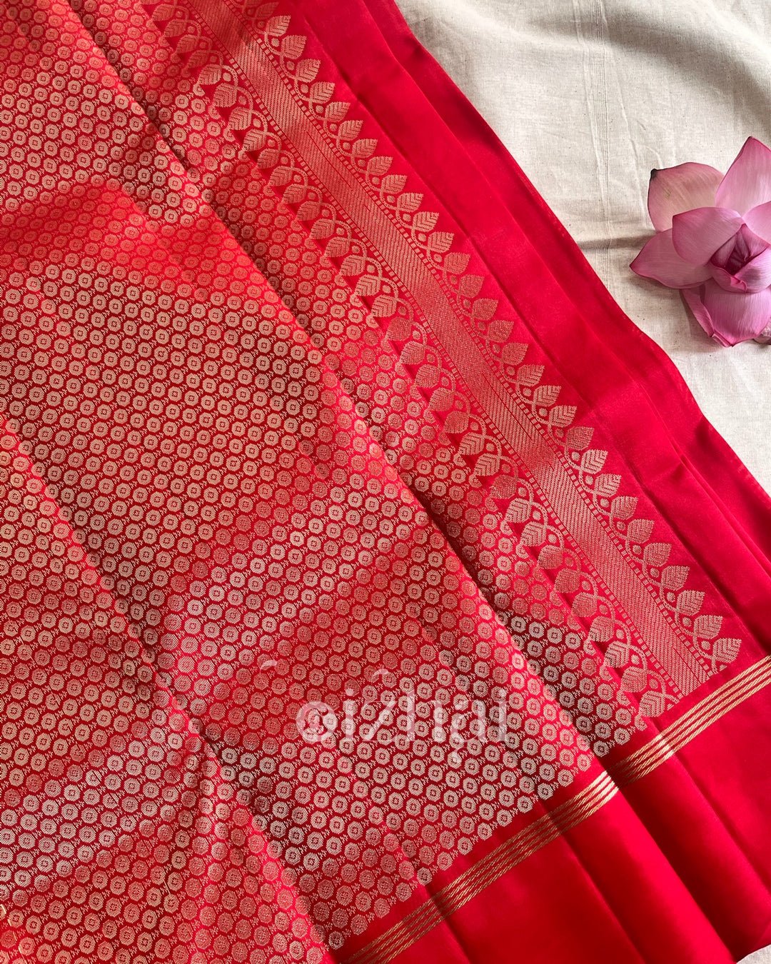 Mahalakshmi - Izhai
