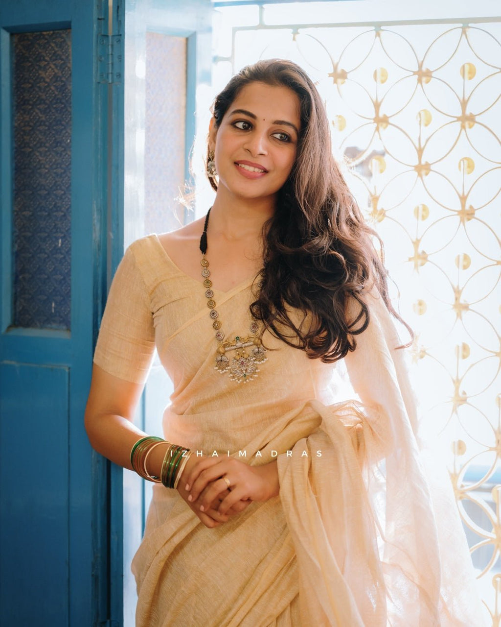 Manjari || Anthra - Izhai