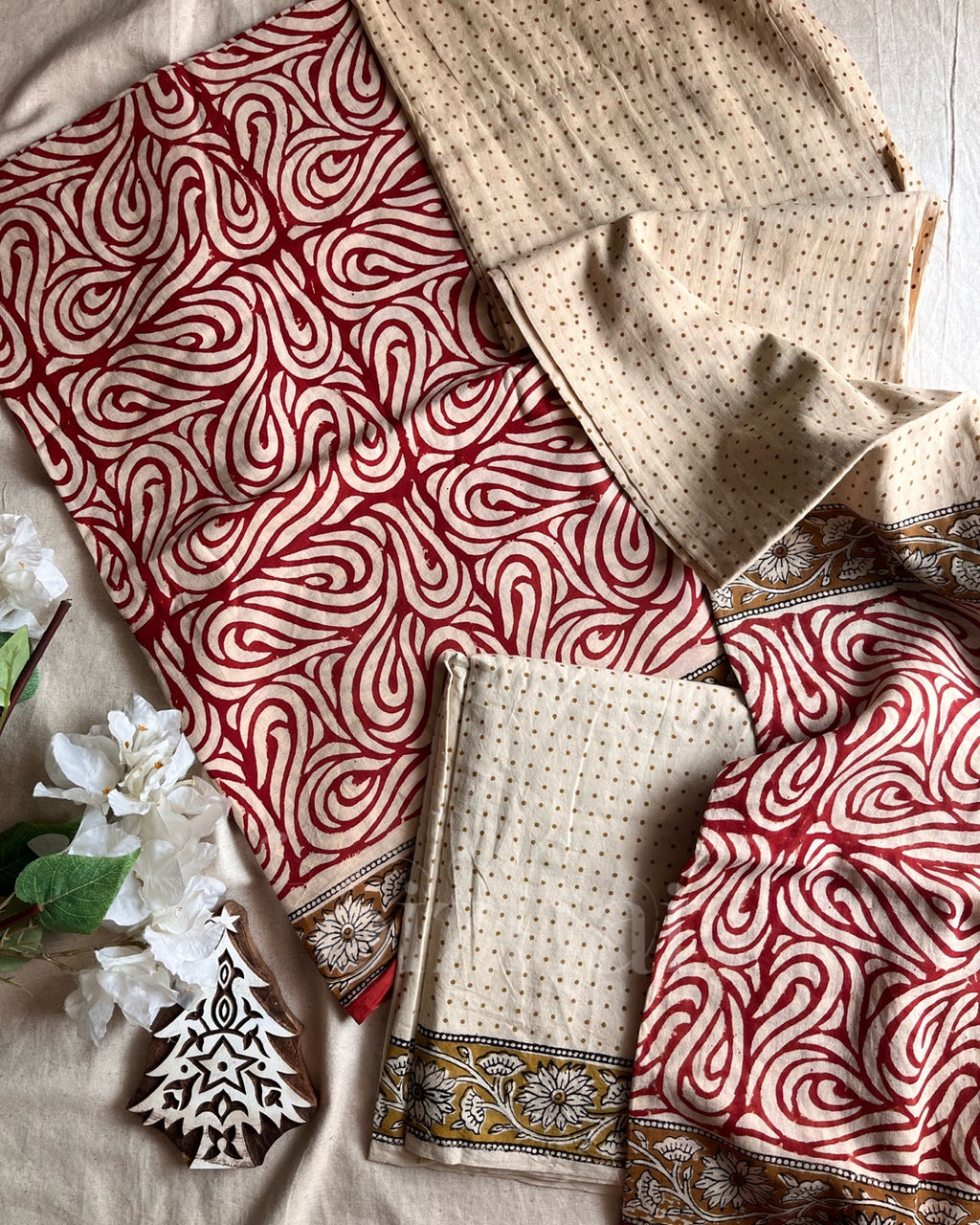 Unstitched - Red Beige