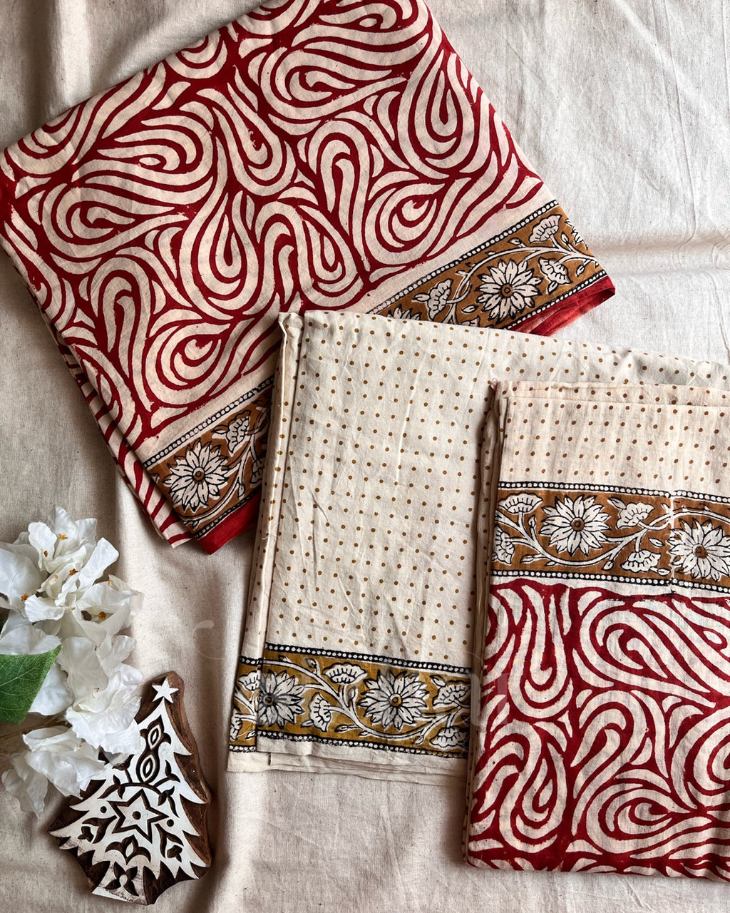 Unstitched - Red Beige