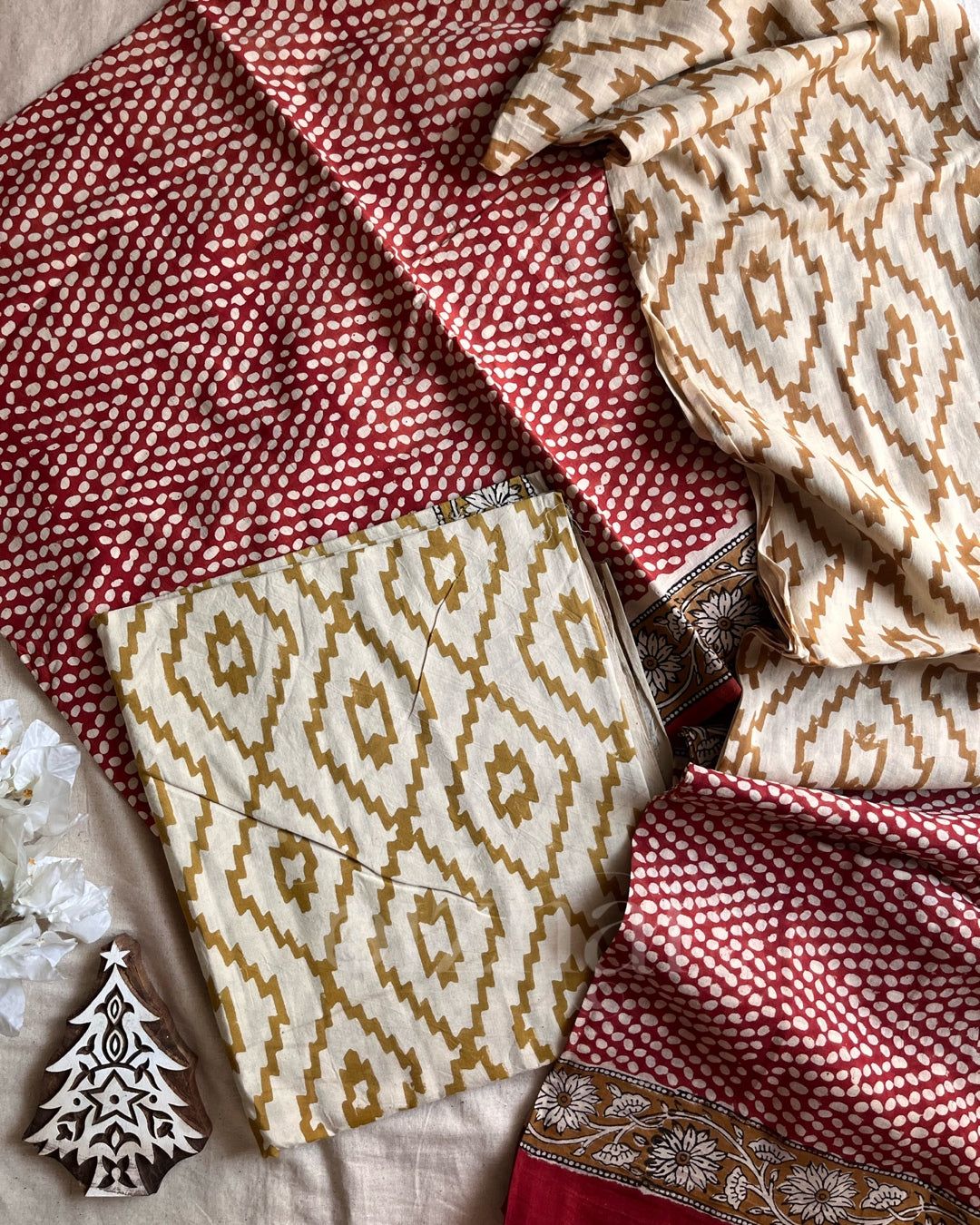 Unstitched - Red