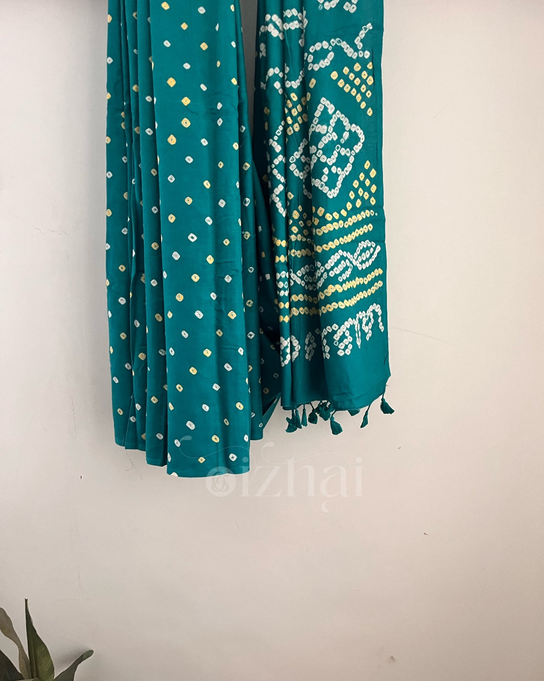Kaariga || Teal