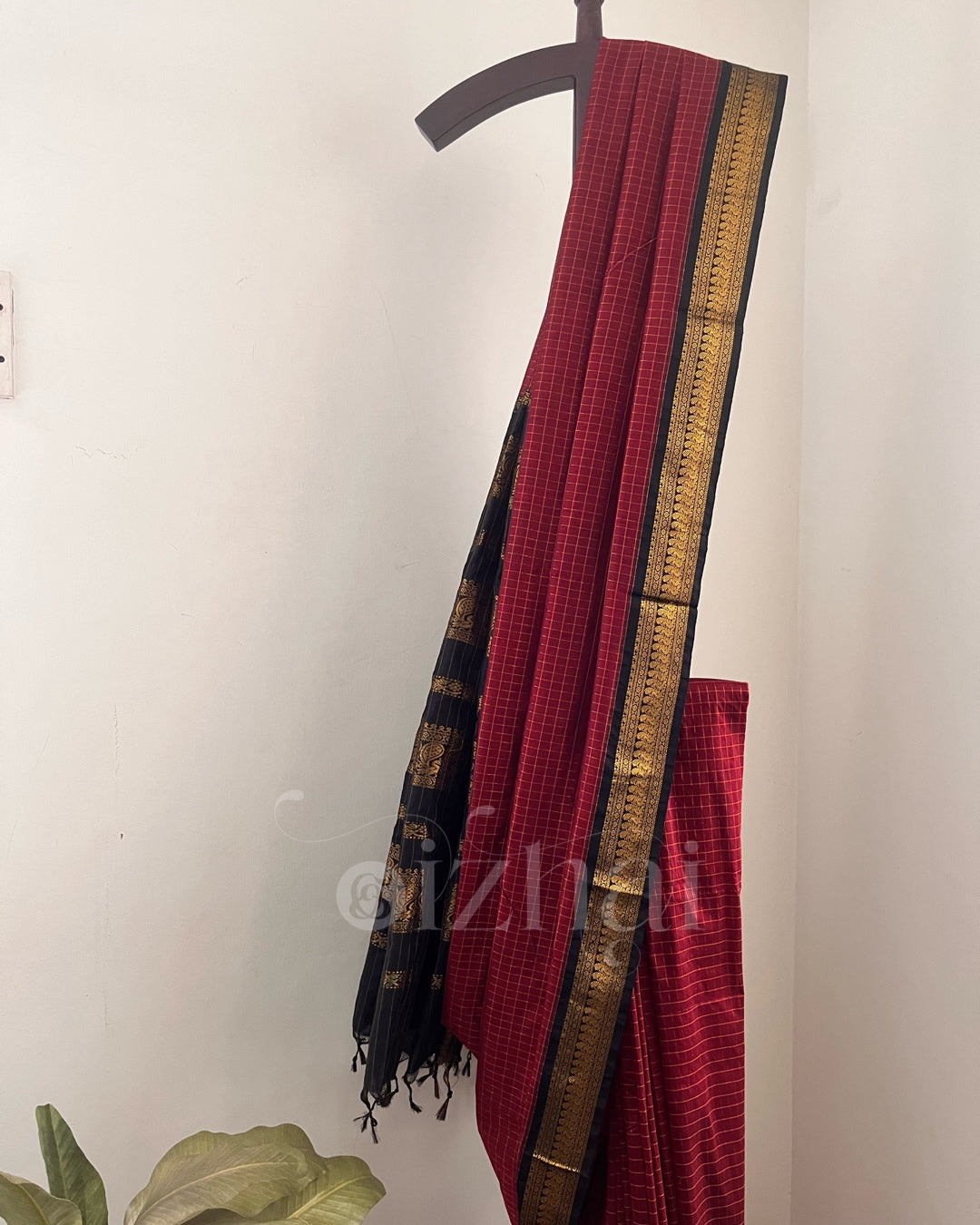 Kanchi - Maroon kattam