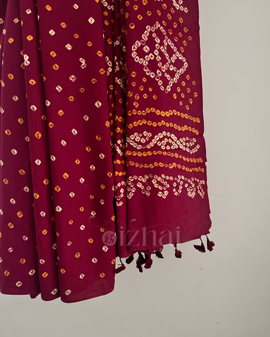 Kaariga || Maroon