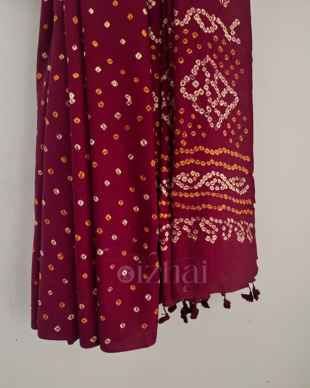 Kaariga || Maroon