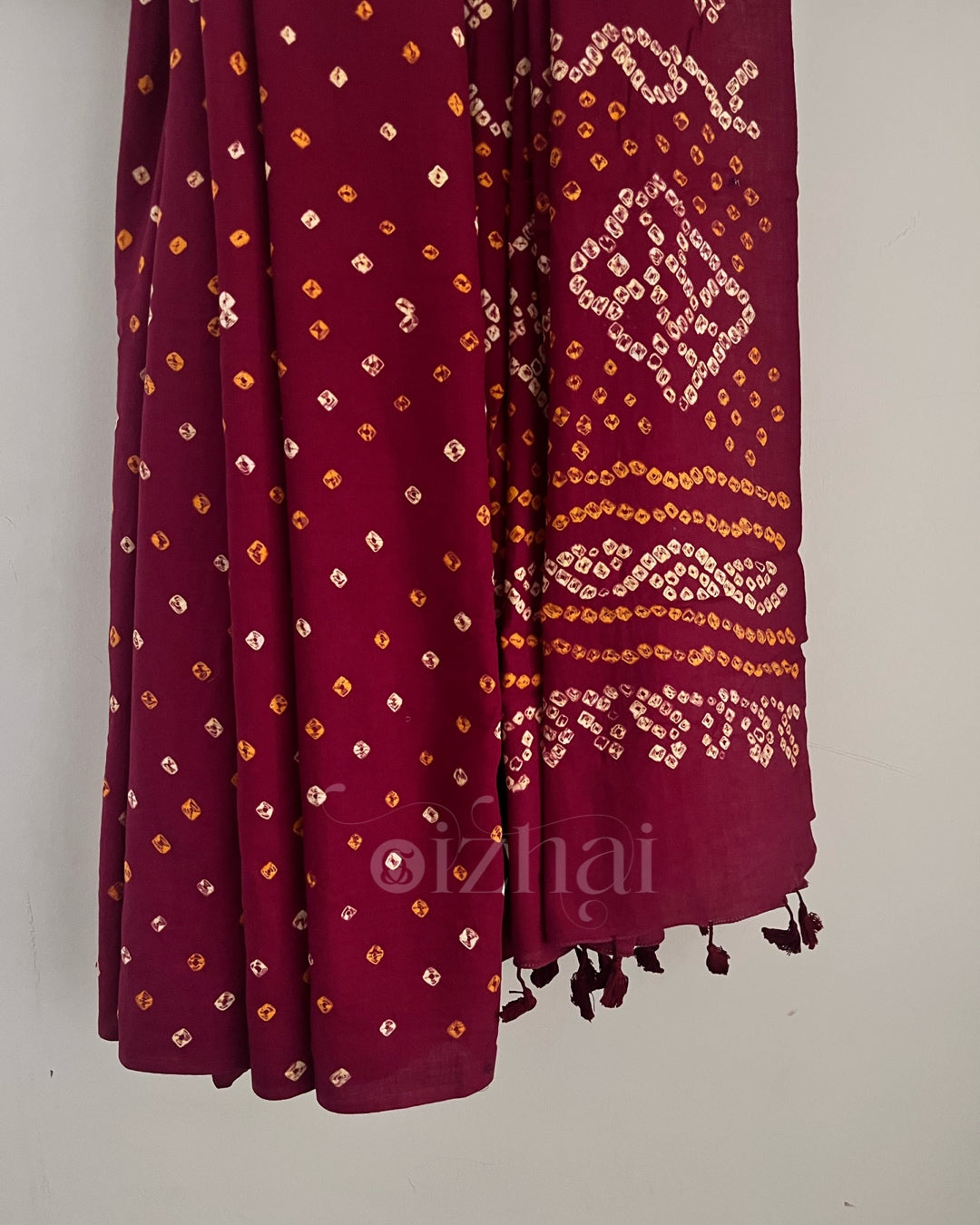 Kaariga || Maroon