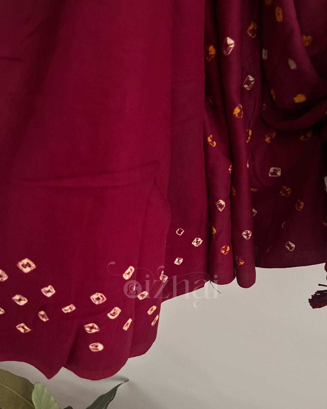 Kaariga || Maroon