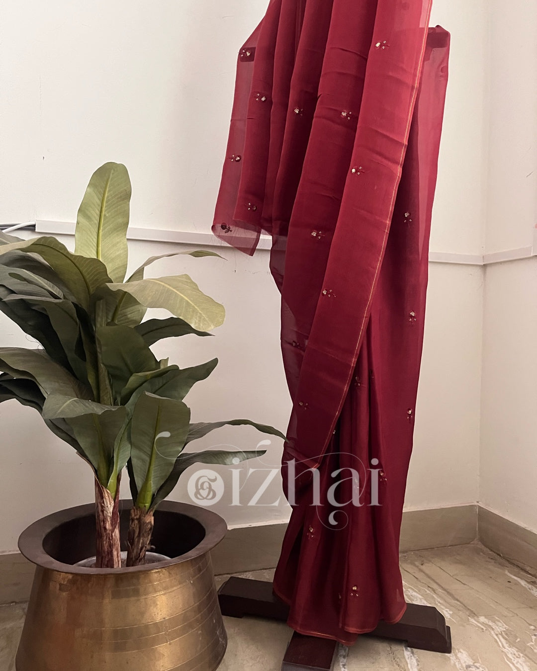 Sithara || Brick red