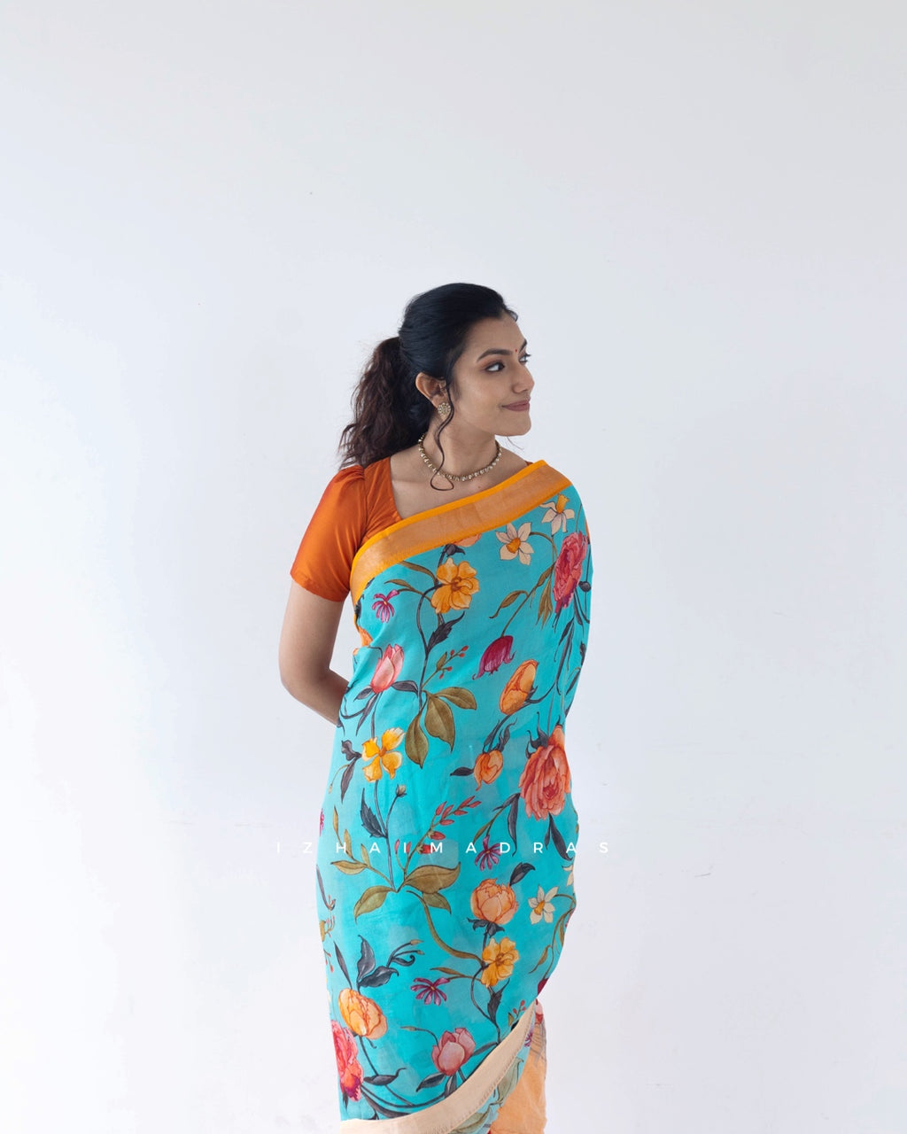 Paruvam - Lily