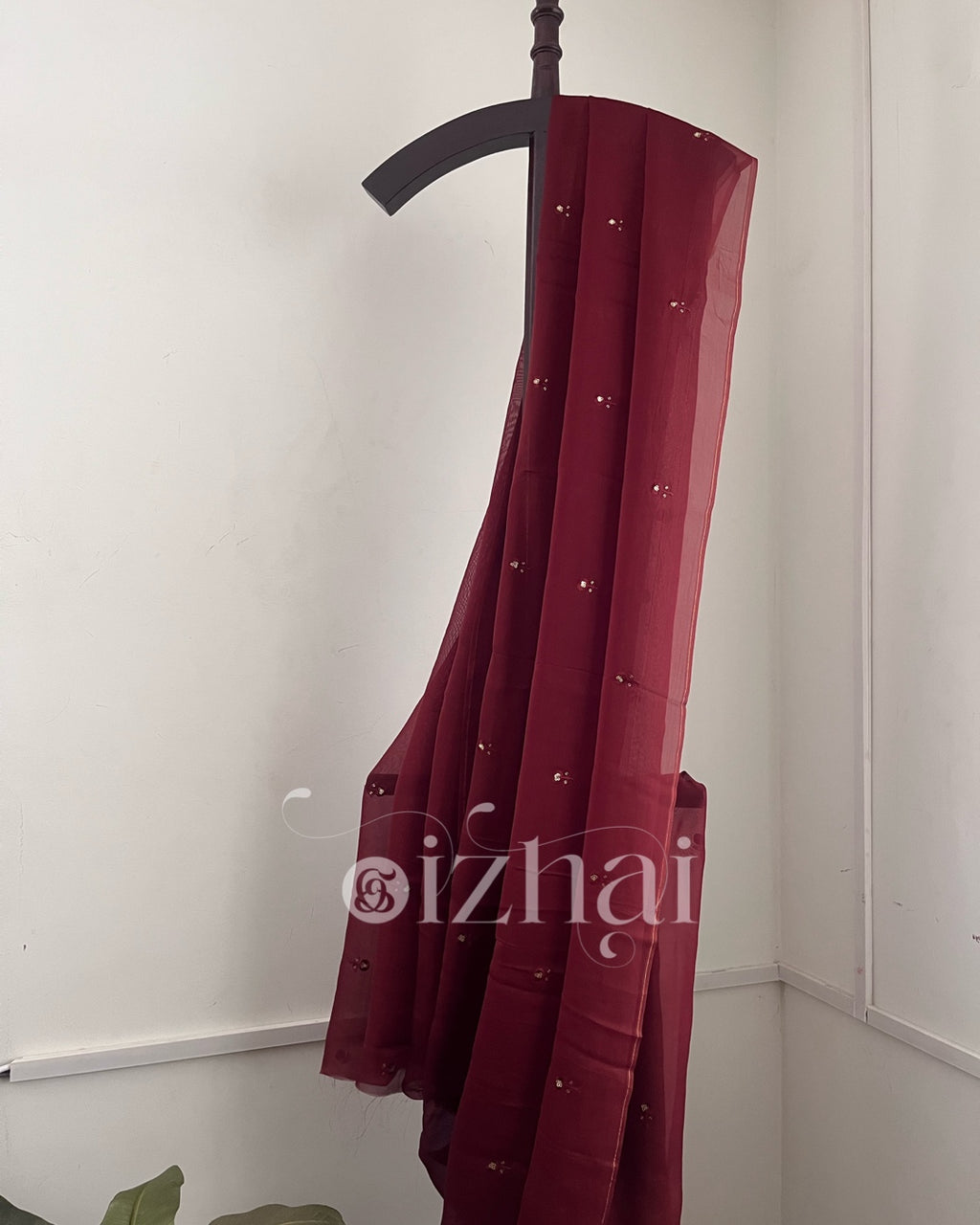 Sithara || Brick red