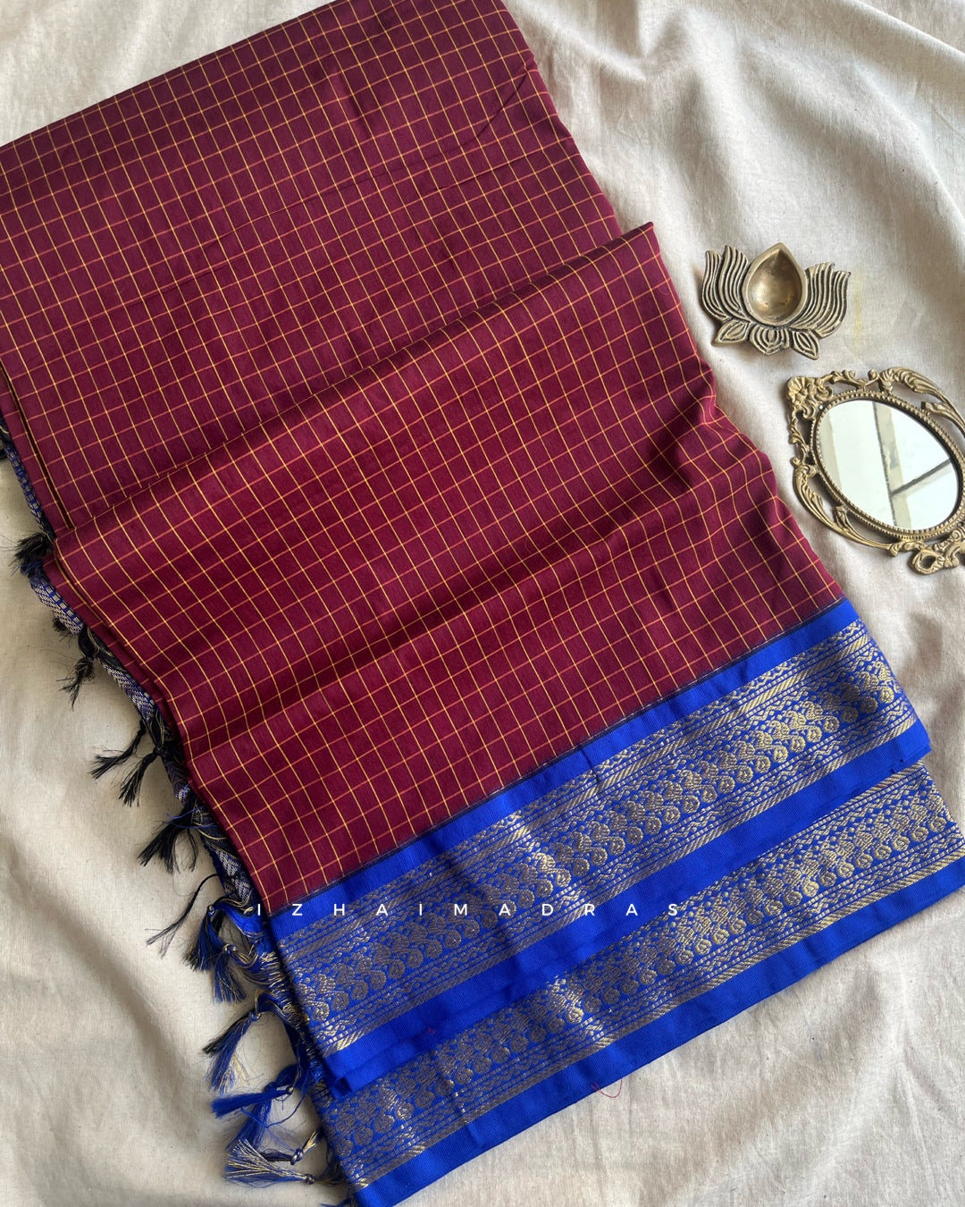 Kanchi - Maroon Blue