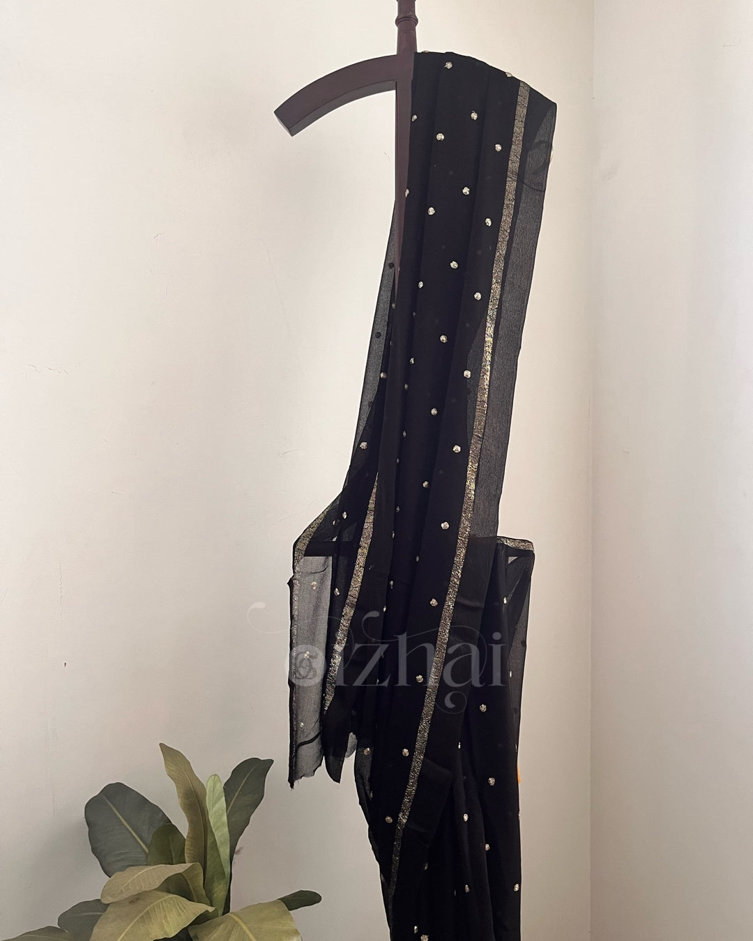 Sithara - Black