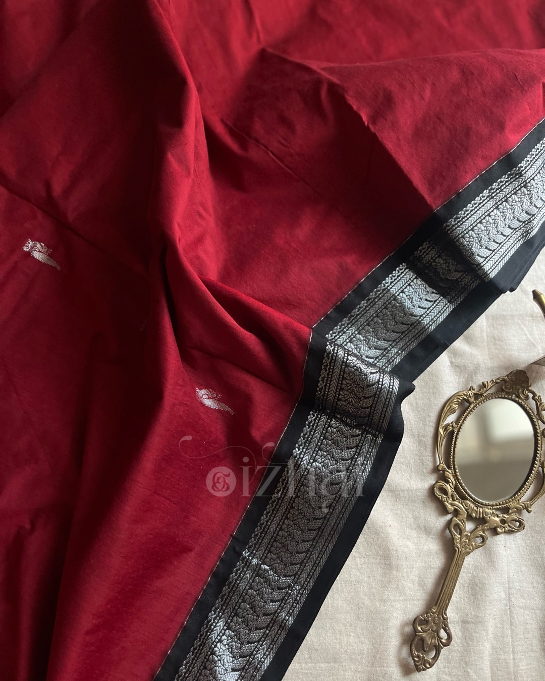 Kanchi || Red