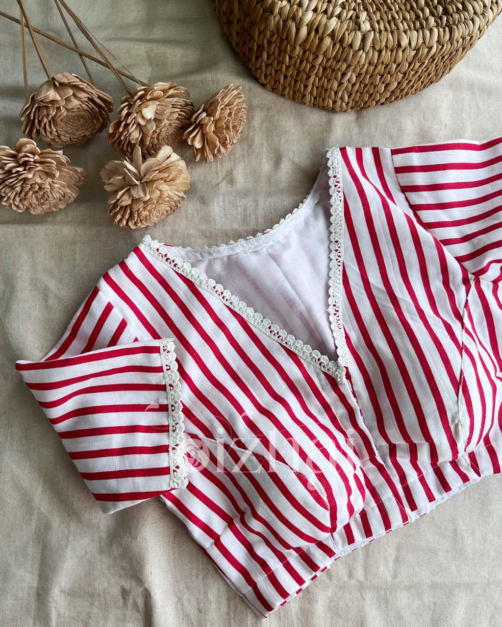 Blouse - M-o-m