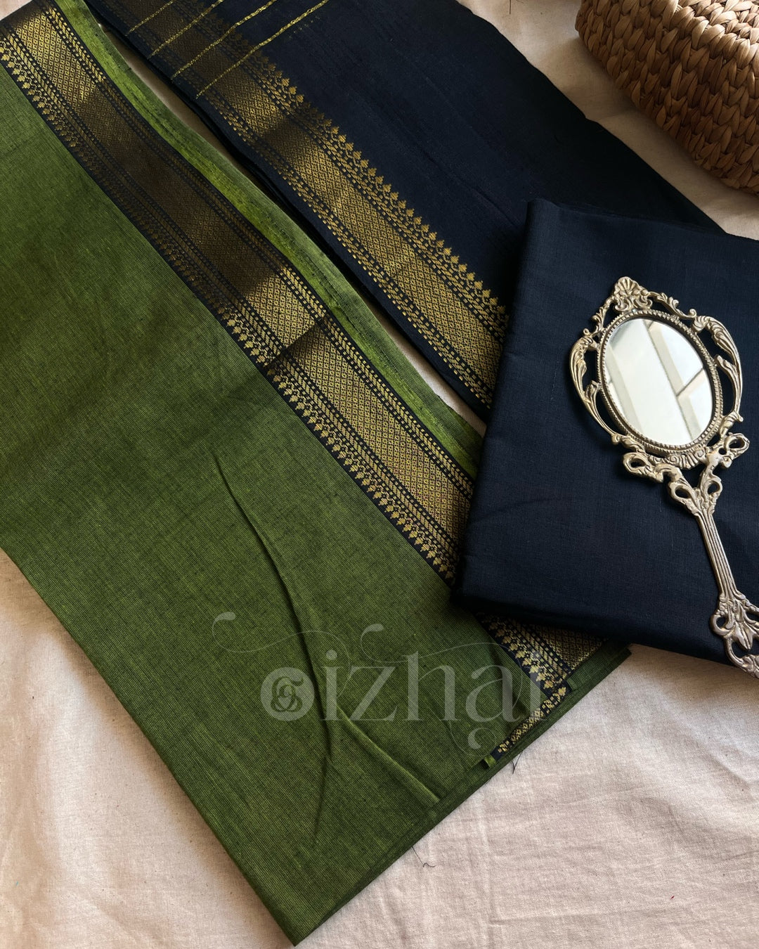 Unstitched - Green black