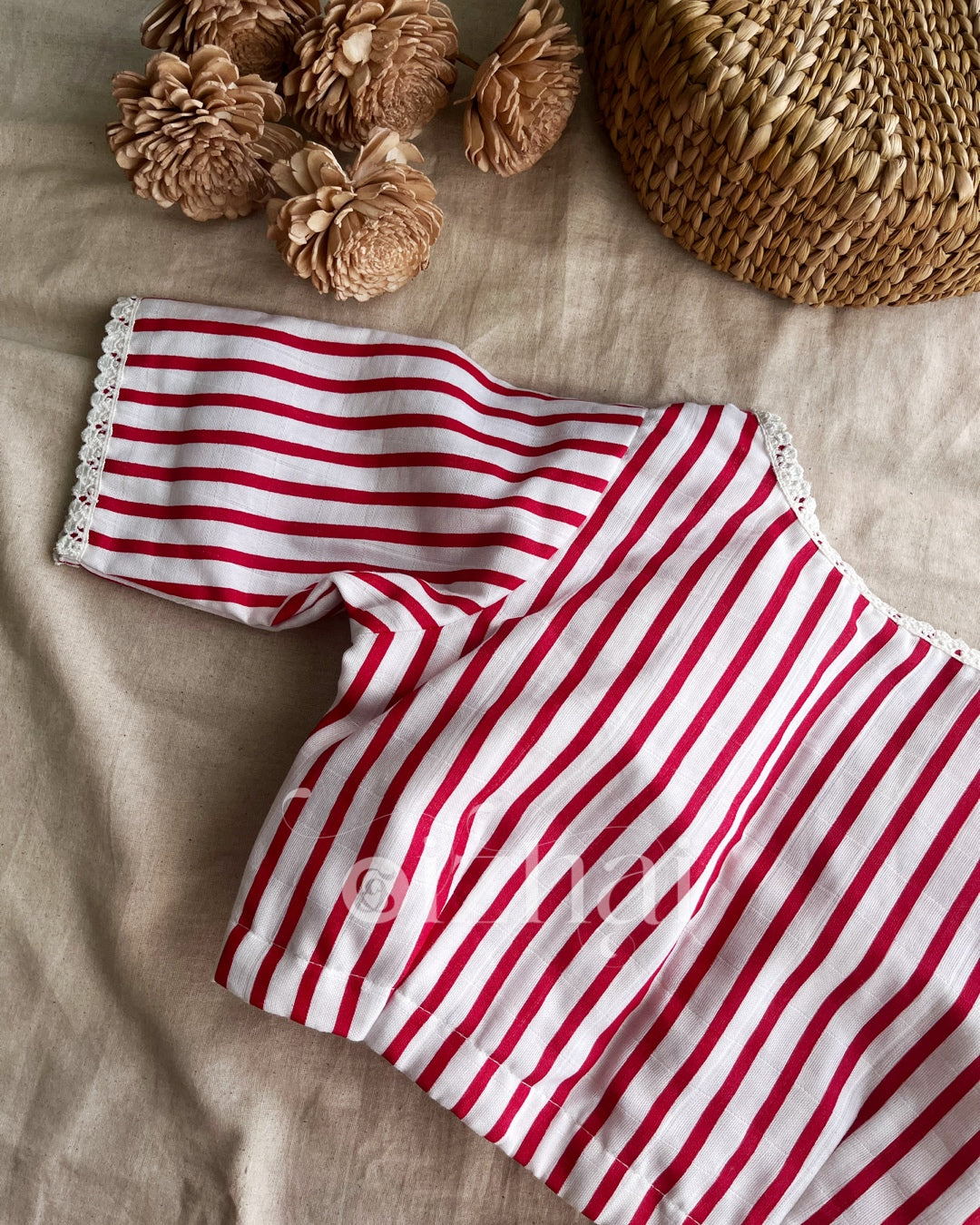 Blouse - M-o-m