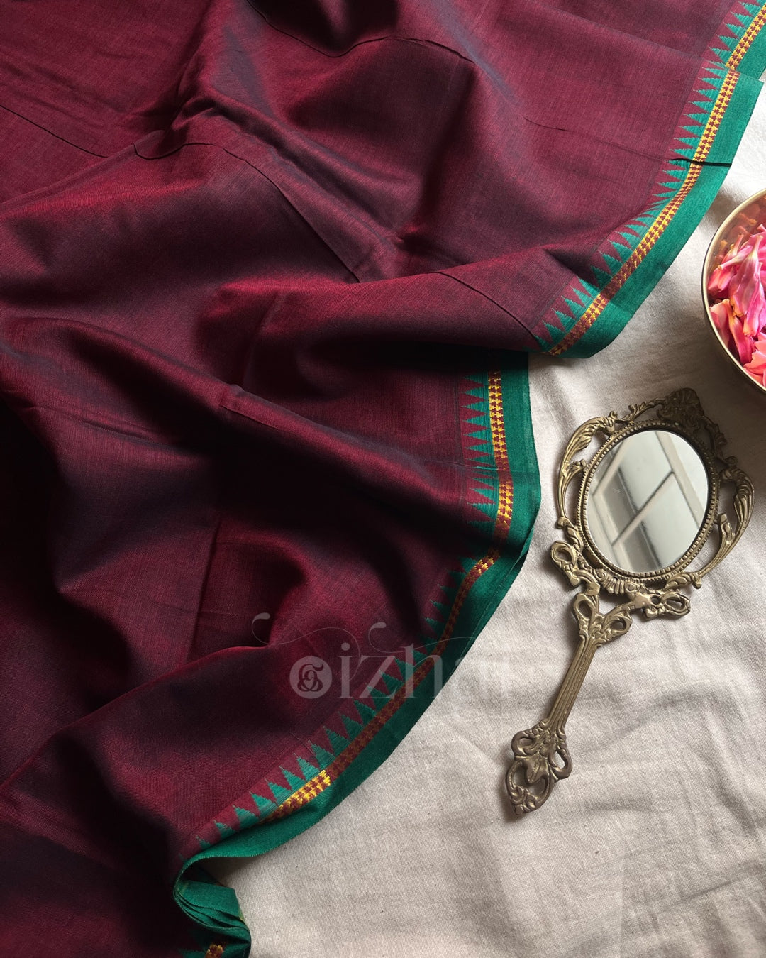 Thari || Hrithika