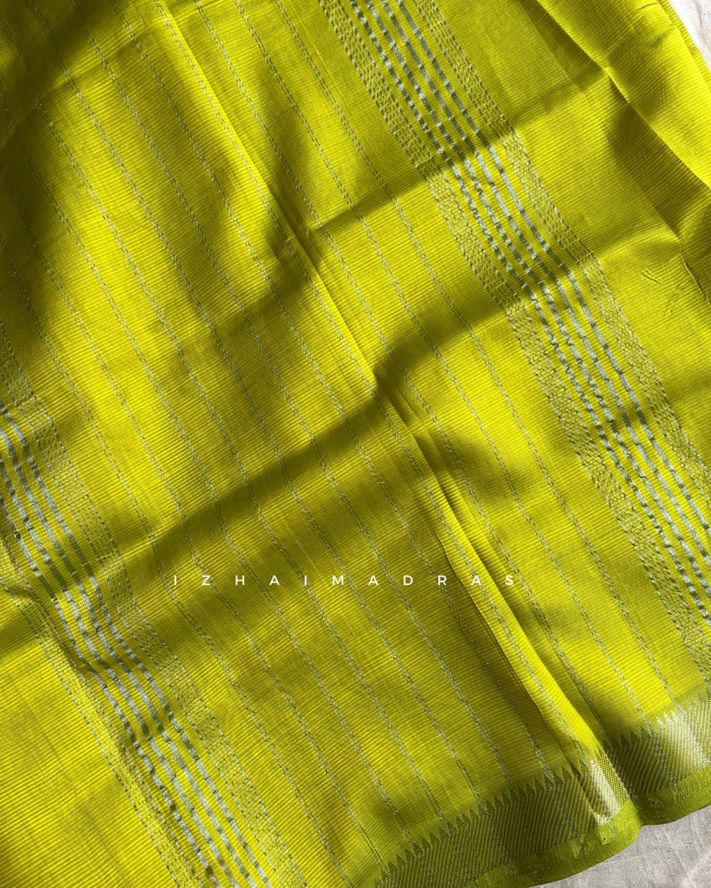 Paruvam - Vedika