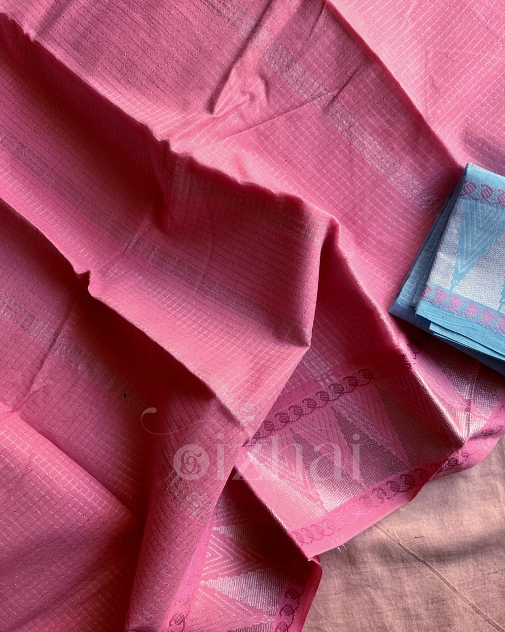 Kanchi - Pink lily