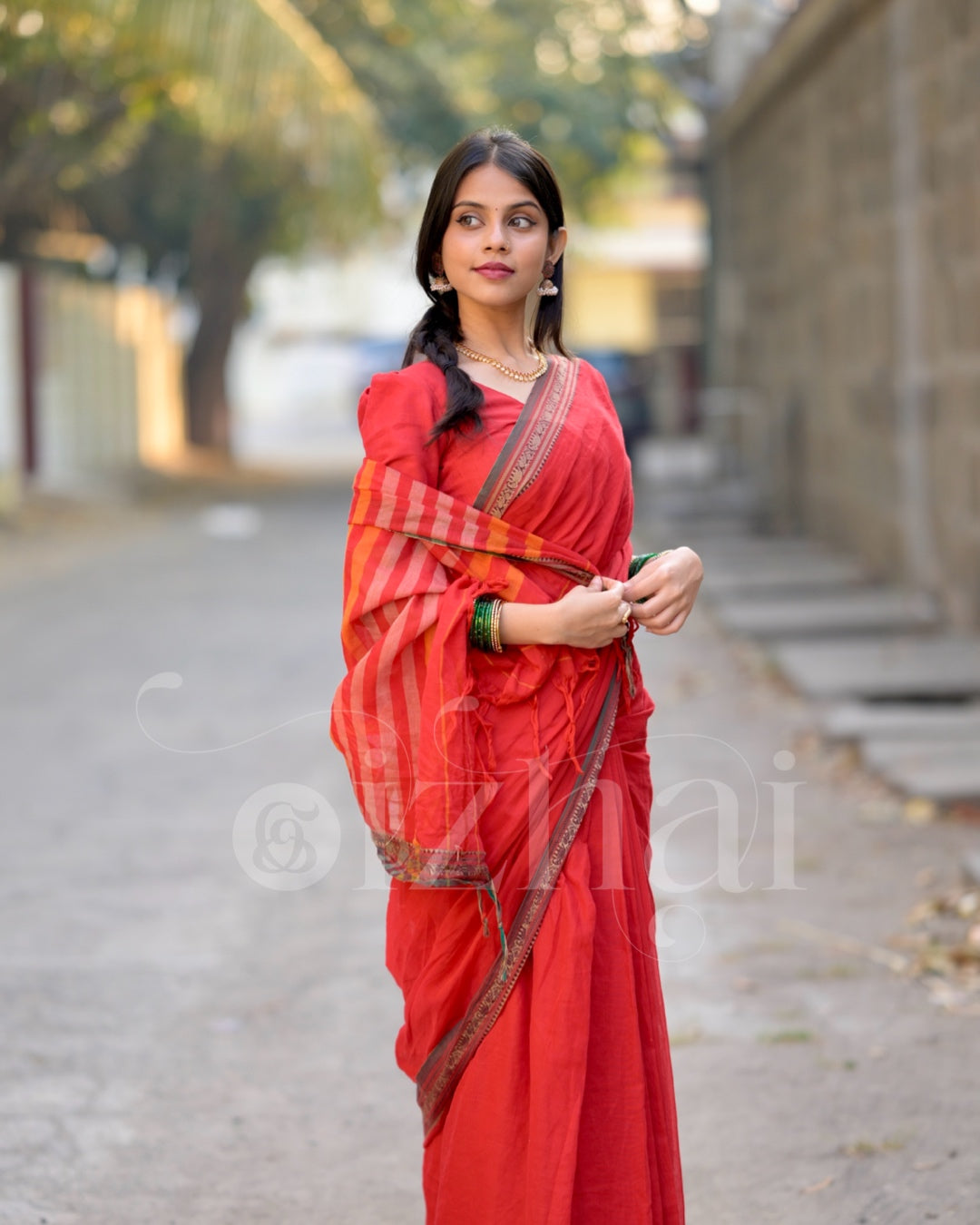 Thari - Valli
