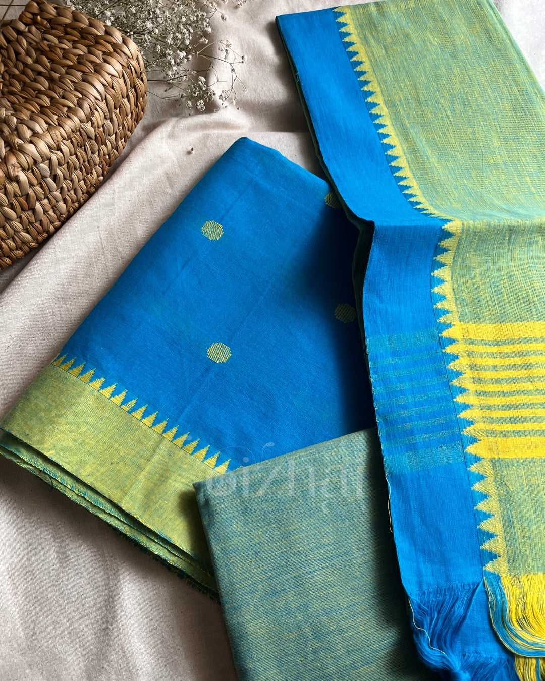 Unstitched || Blue