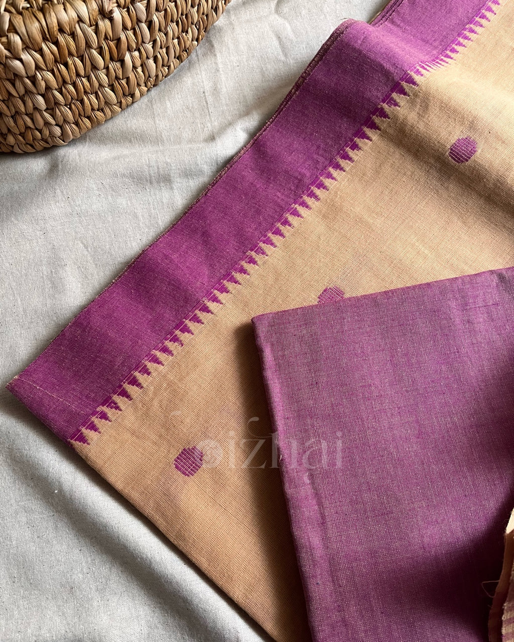 Unstitched || Beige