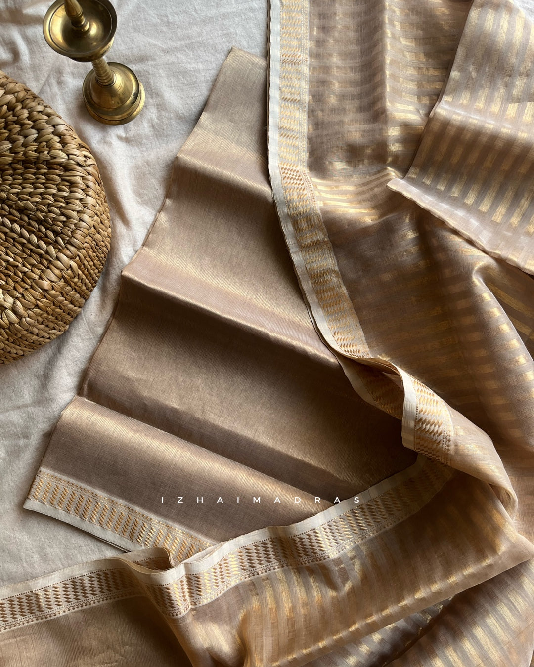 Unstitched - Beige