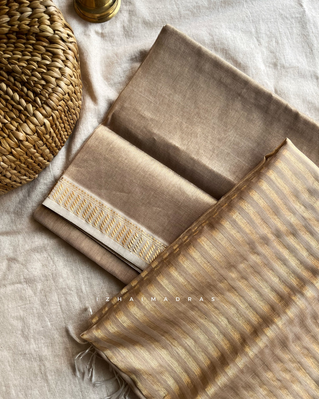 Unstitched - Beige
