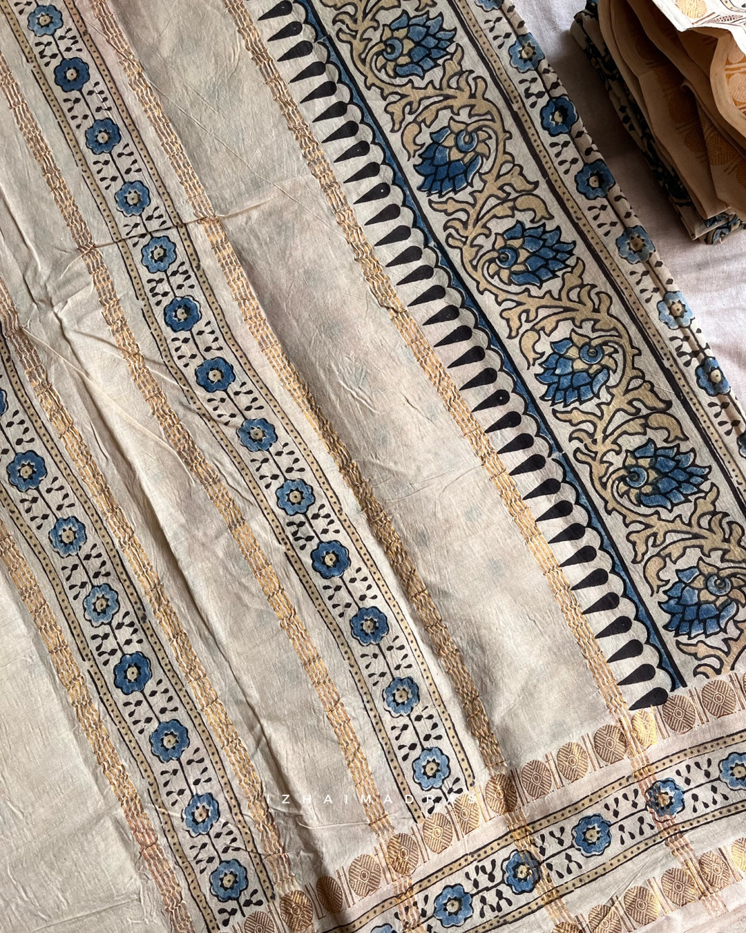 Ajrak Sungudi - Valli