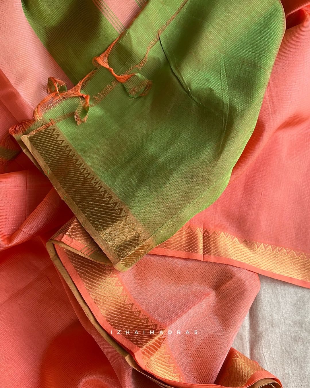 Paruvam - Saras