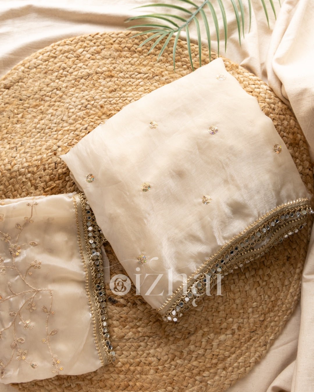 Sithara || Beige - Izhai