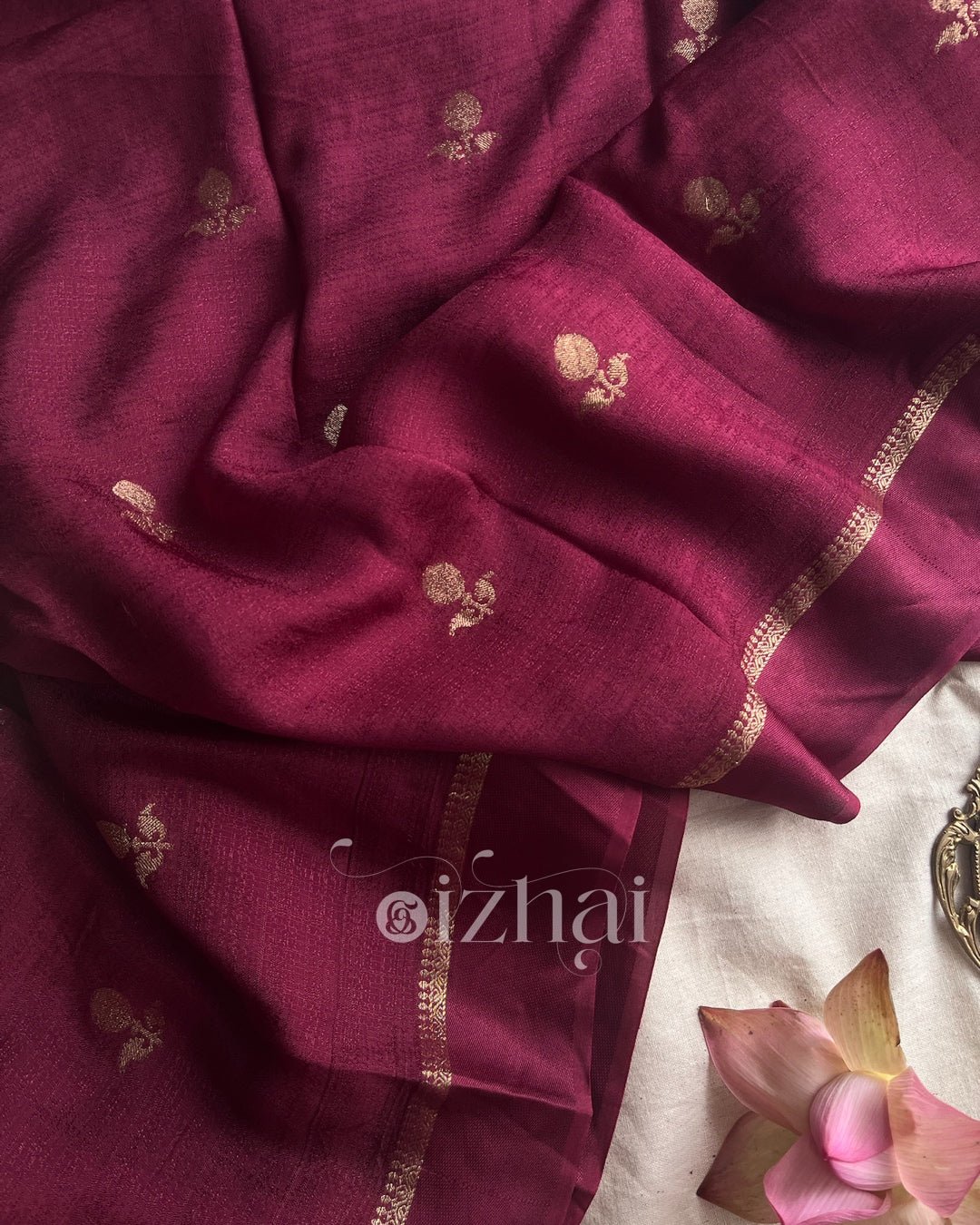 Sithara - Manumathi - Izhai