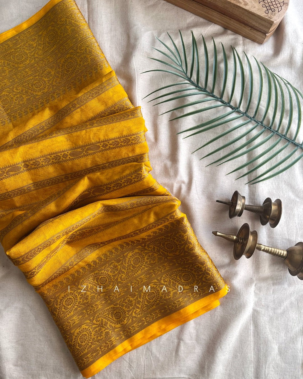 Sithara || Pavi - Izhai
